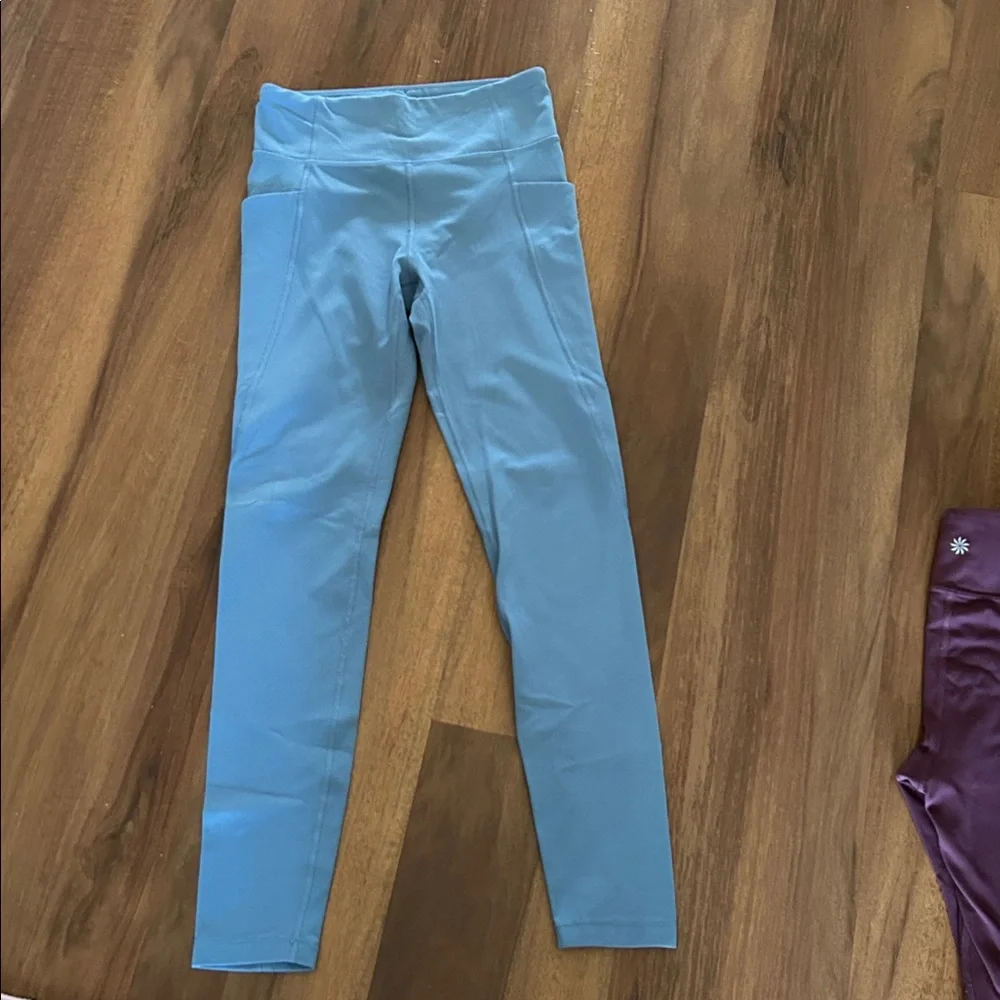 Lot of 4 Athleta Girl Leggings M & L - Picture 6 of 9